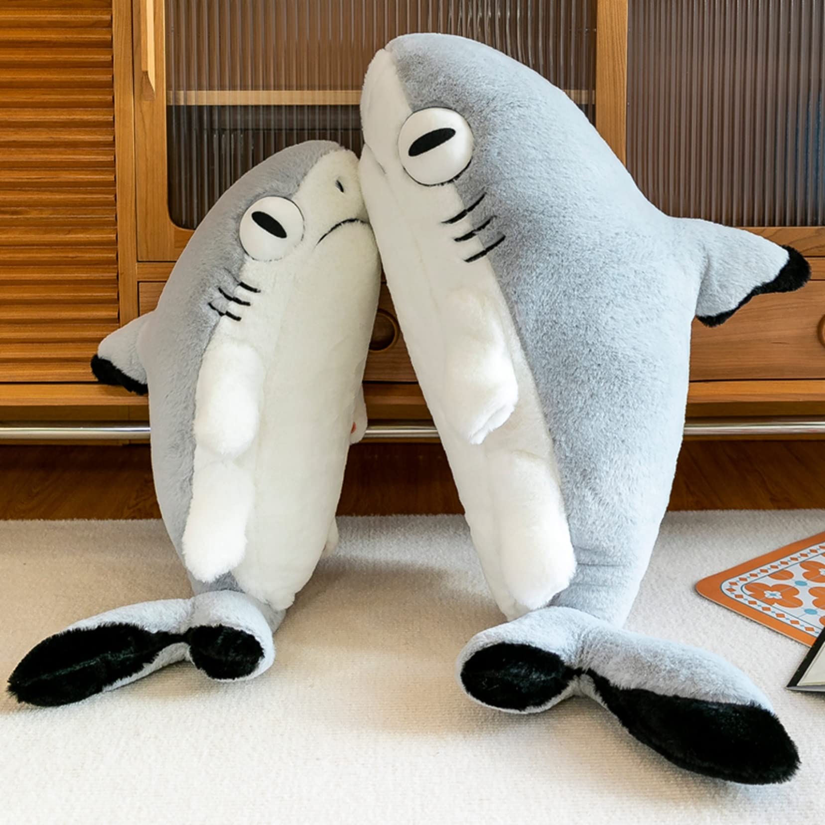 Amazon.co.jp: サメ 肉球 鮫抱き枕 ねこの爪 大きい目 70-150cm 巨大